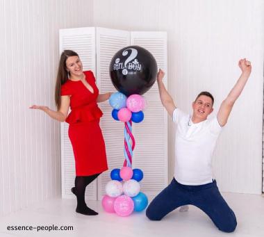 Gender reveal photo shoot